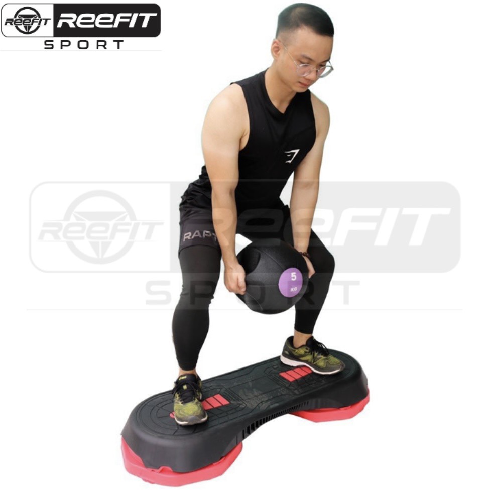 Bóng đập Medicine Ball 10kg có tay cầm RF54002