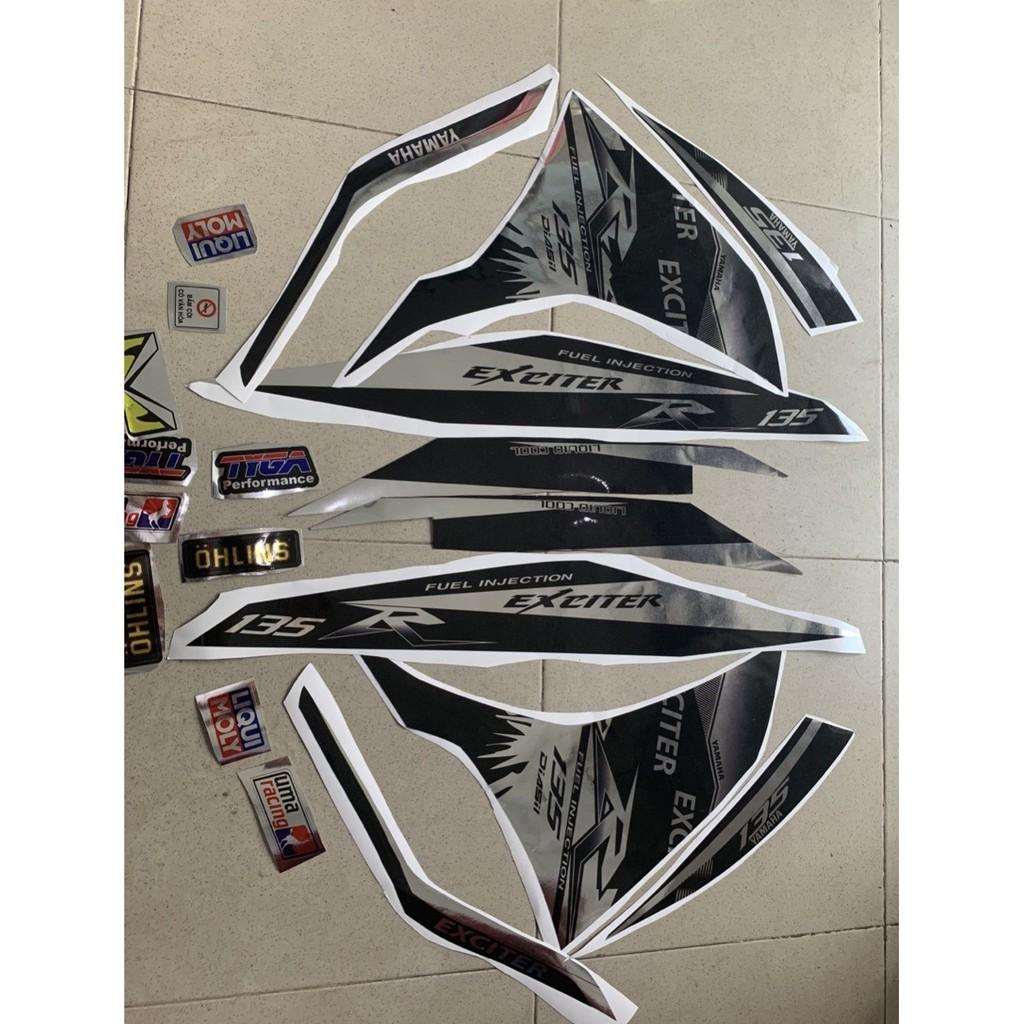 Tem exciter 135 R bạc đen