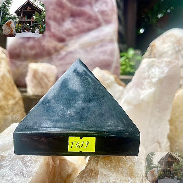 Kim tự tháp đá obsidian NHA SAN T639 Viên ngọc đen mang lại may mắn, tài lộc - 1.1 kg