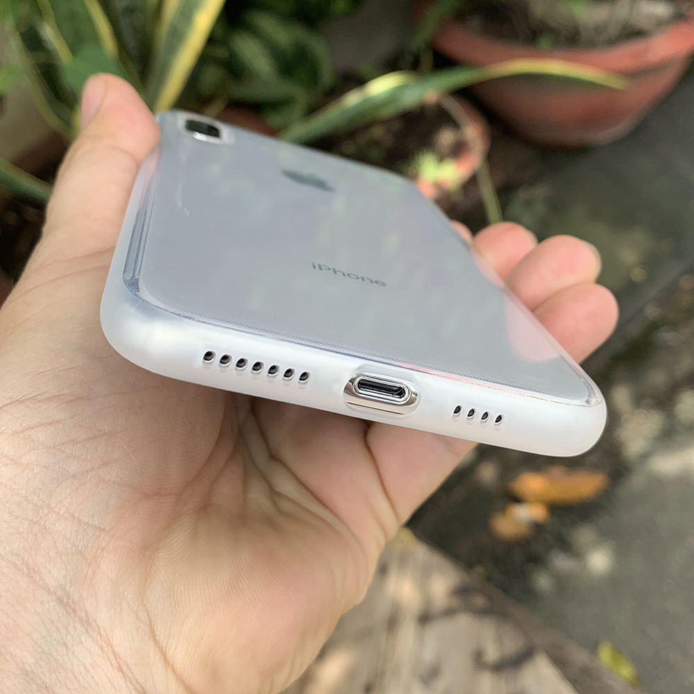 Ốp lưng dẻo cao cấp dành cho iPhone XS MAX - Màu trắng mờ