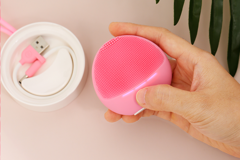 Máy rửa mặt và chăm sóc da nhạy cảm Halio Sensitive Baby Pink - Hàng chính hãng