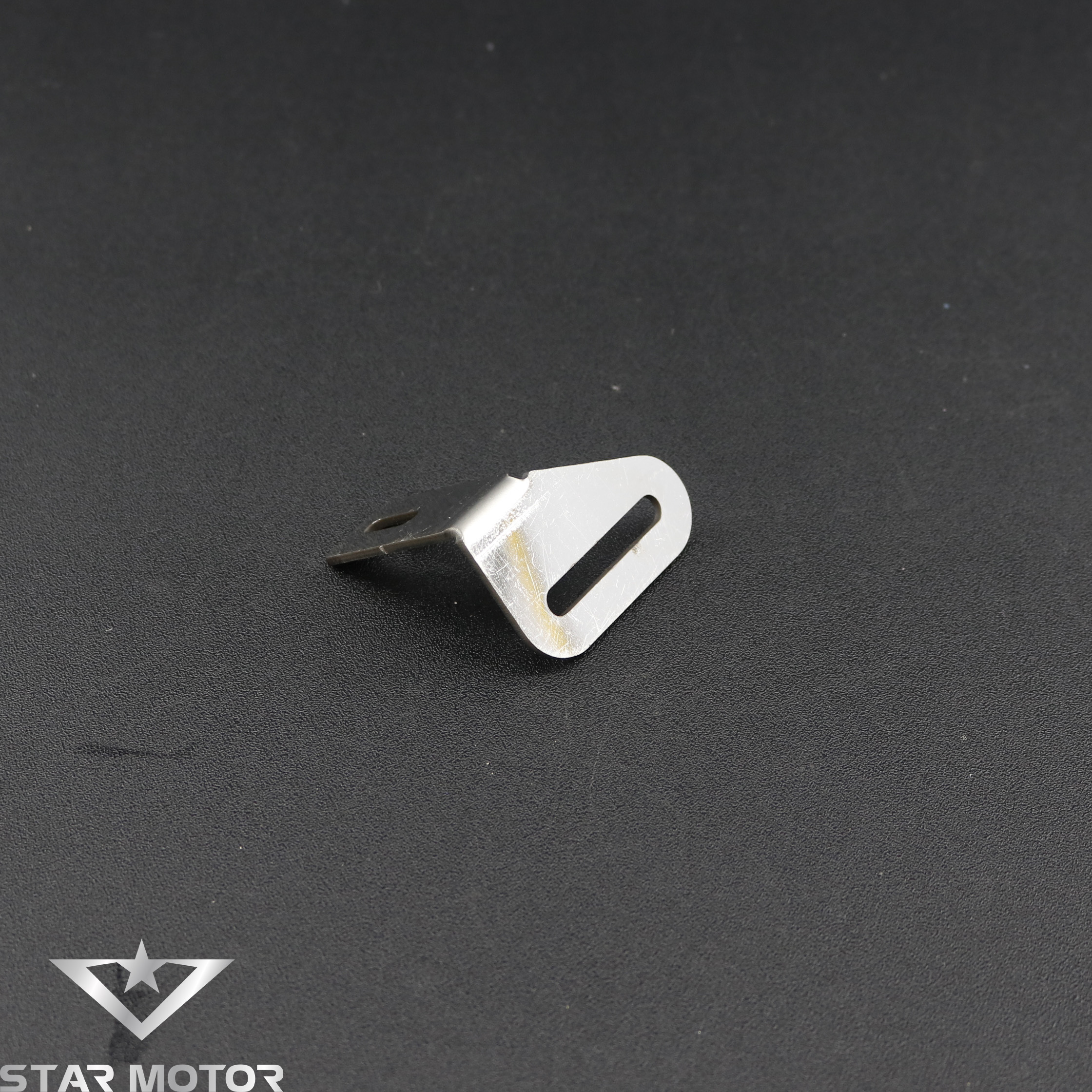 Pát trợ sáng hốc còi Winner X