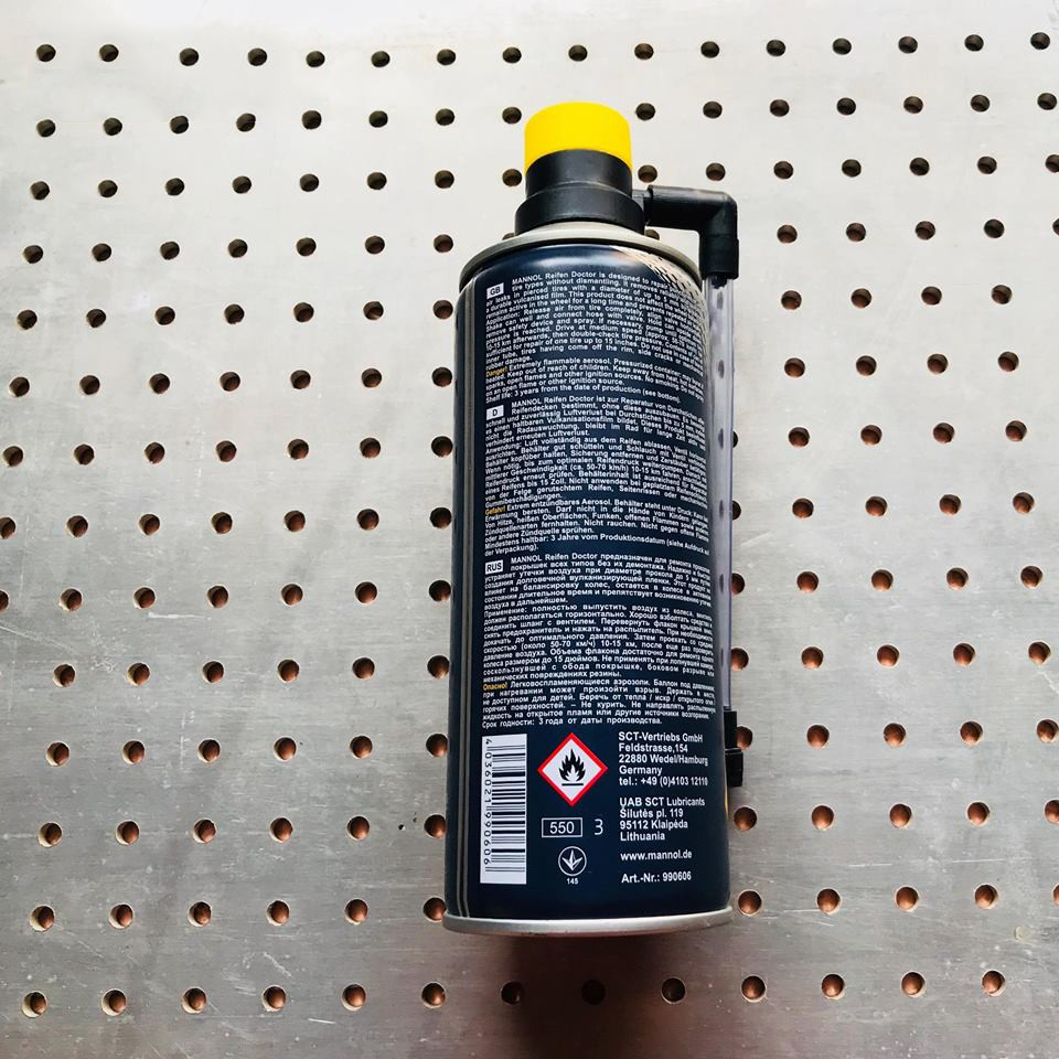 Vá Vỏ Xe Khẩn Cấp Bơm Keo Chống Xì Lốp Và Bơm Căng Lốp Xe Lại MANNOL 9906 Reifen Doctor 450ML Tire Repair Spray