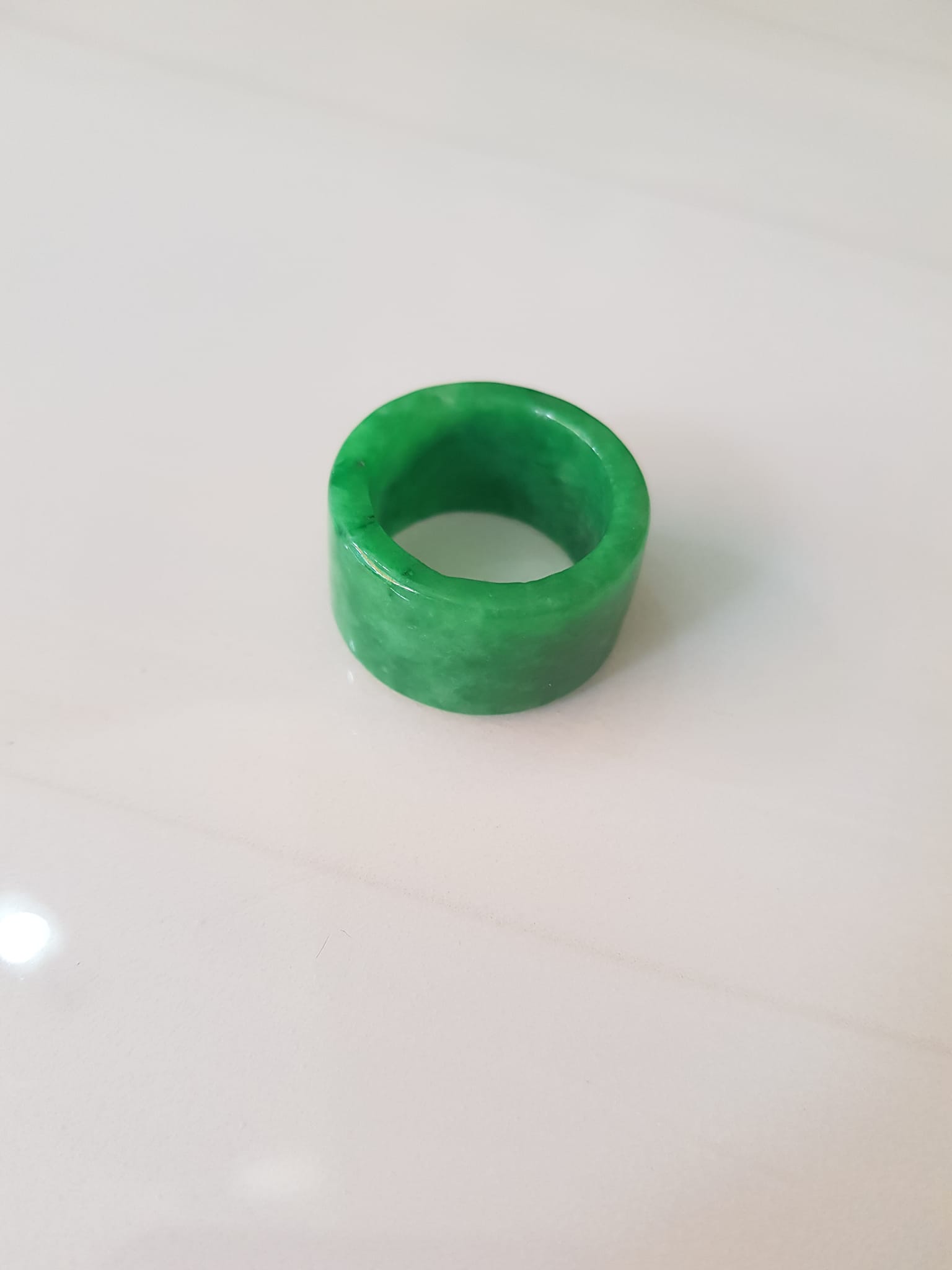 Nhẫn Càn Long Nam Xanh Ngọc Đẹp Ni 21mm x bản cao 13mm/15mm Chất liệu Đá Cẩm Thạch Tự nhiên màu Xanh Hy Vọng Bóng Tươi quá đẹp chuẩn Hợp Nam mệnh Mộc Mệnh Hỏa đeo Ni21mm lọt lòng ngón giữa ngón cái ạ