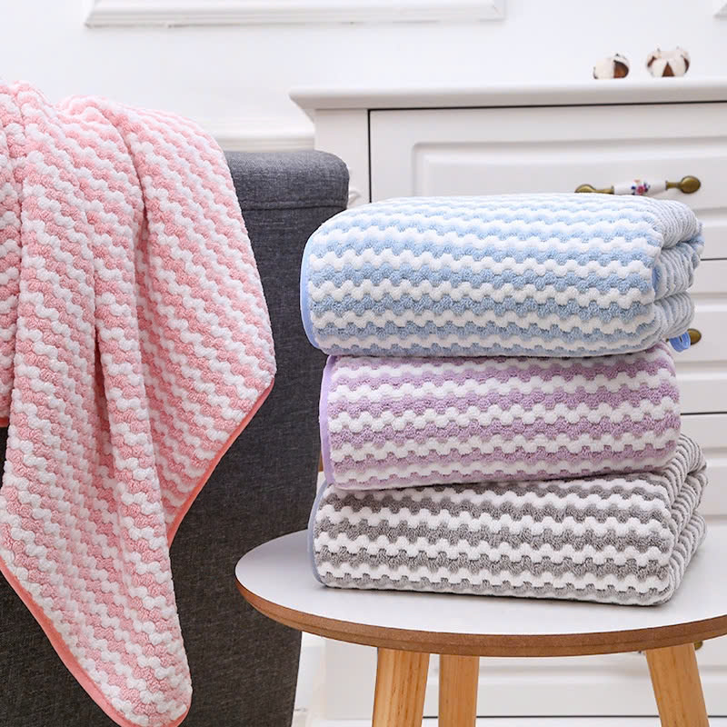 Khăn Tắm Bông San Hô (70x140cm) Mềm Mại Êm Ái Thấm Hút Tốt Và Nhanh Khô - Hàng Chính Hãng (Giao Màu Ngẫu Nhiên)