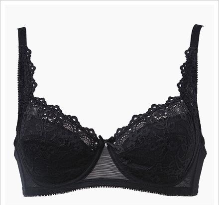 Áo ngực nữ ren Triumph F921-575 mỏng ,có gọng,ôm ngực