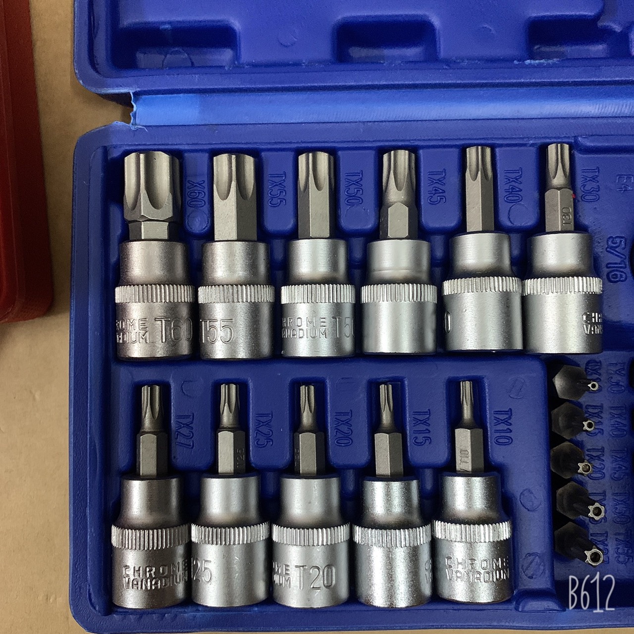 Bộ khẩu E 34 chi tiết CHUYÊN DỤNG vặn các loại bulong, ốc vít ĐẶC BIỆT