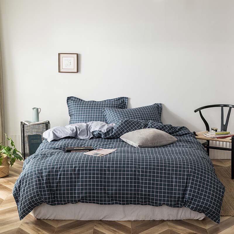 Bộ chăn ga Cotton Poly kể caro đen nhỏ phối ga ghi siêu sang - Hàng nhập khẩu