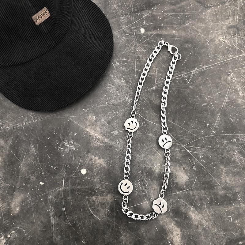 Vòng Cổ Dây Chuyền Titan Nam Nữ Mặt Cười Đa Sắc Thái Phong Cách Hiphop Thời Trang Cá Tính - Maxshopdoc