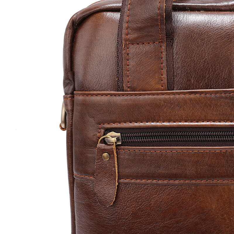 Túi đeo chéo nam DA BÒ  thật phong cách mới - DCN9457