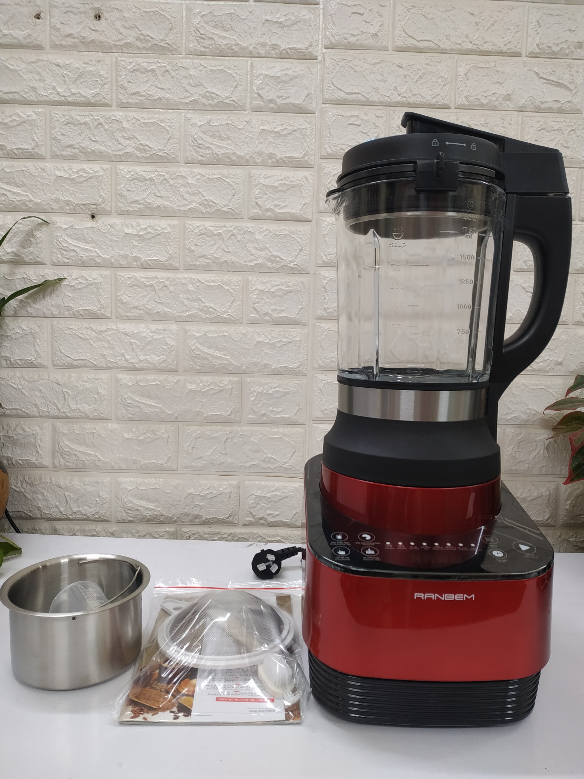 Máy làm sữa hạt đa năng Ranbem 735i nắp inox - Hàng nhập khẩu