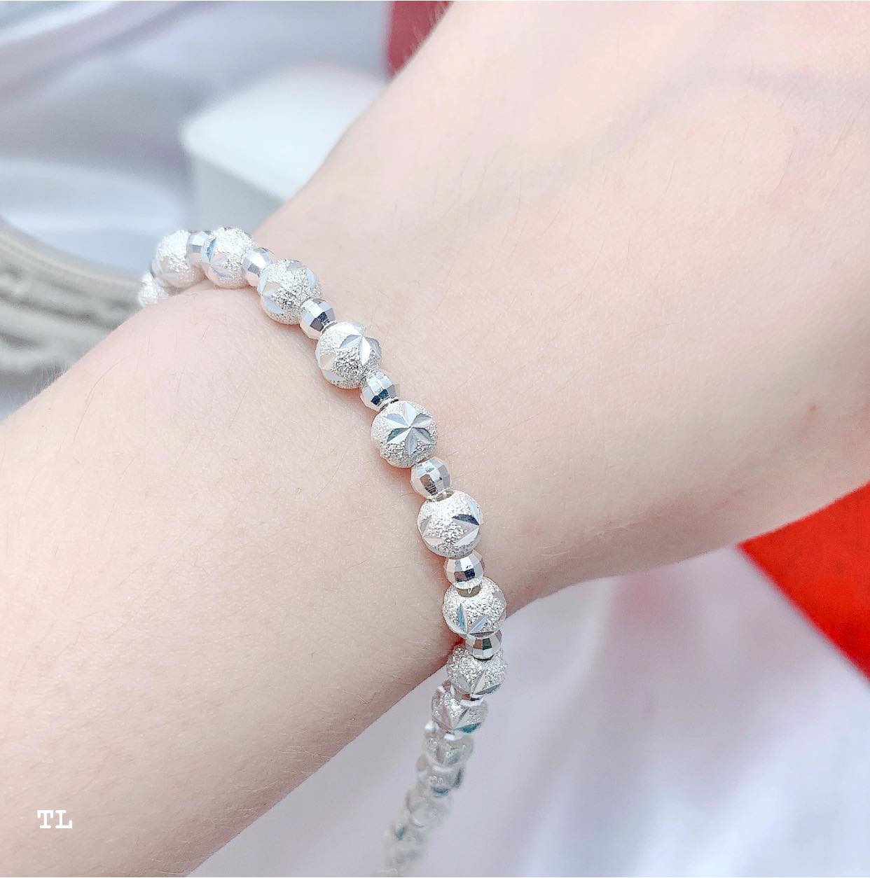 Lắc tay nữ bi bạc thời trang chất liệu bạc MS195
