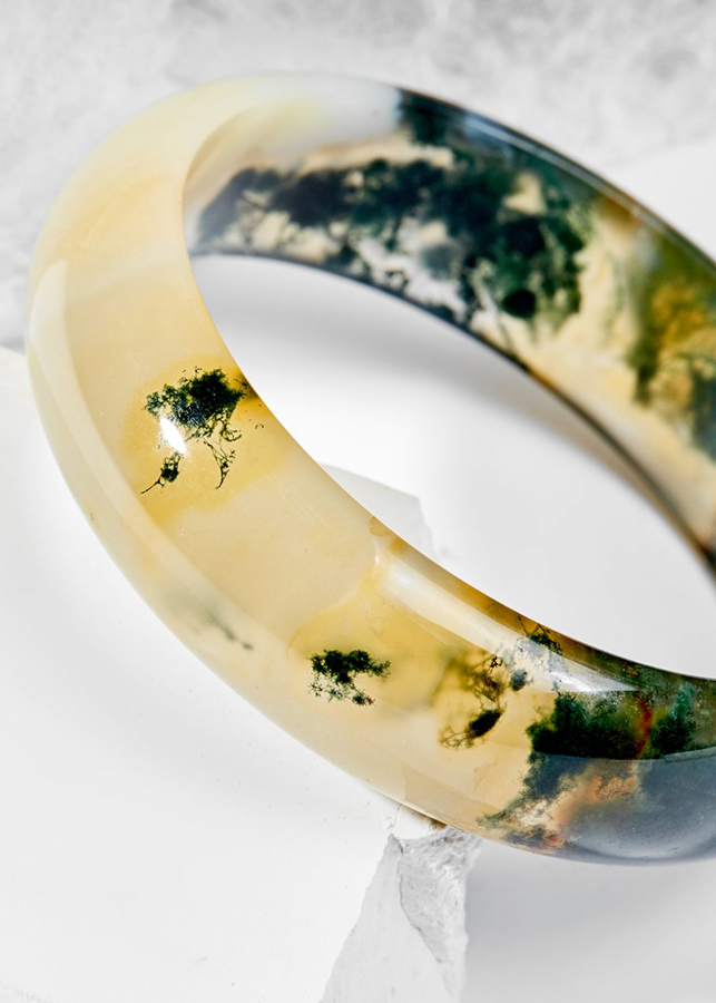 Vòng Tay Phong Thủy Nam Đá Băng Ngọc Thủy Tảo Huyết Liền Khối Nhiều Mệnh Ngọc Quý Gemstones