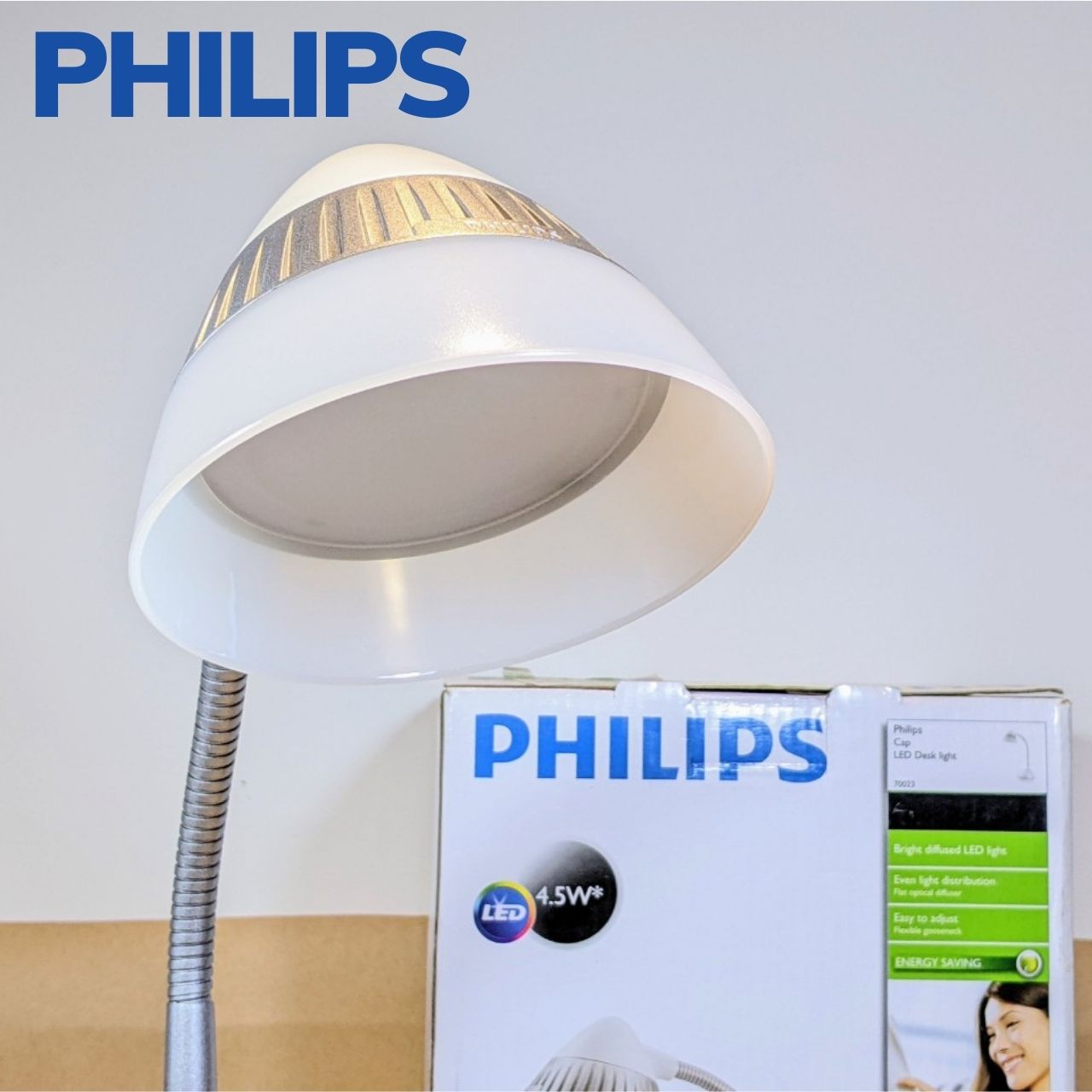 Đèn để bàn Philips 70023