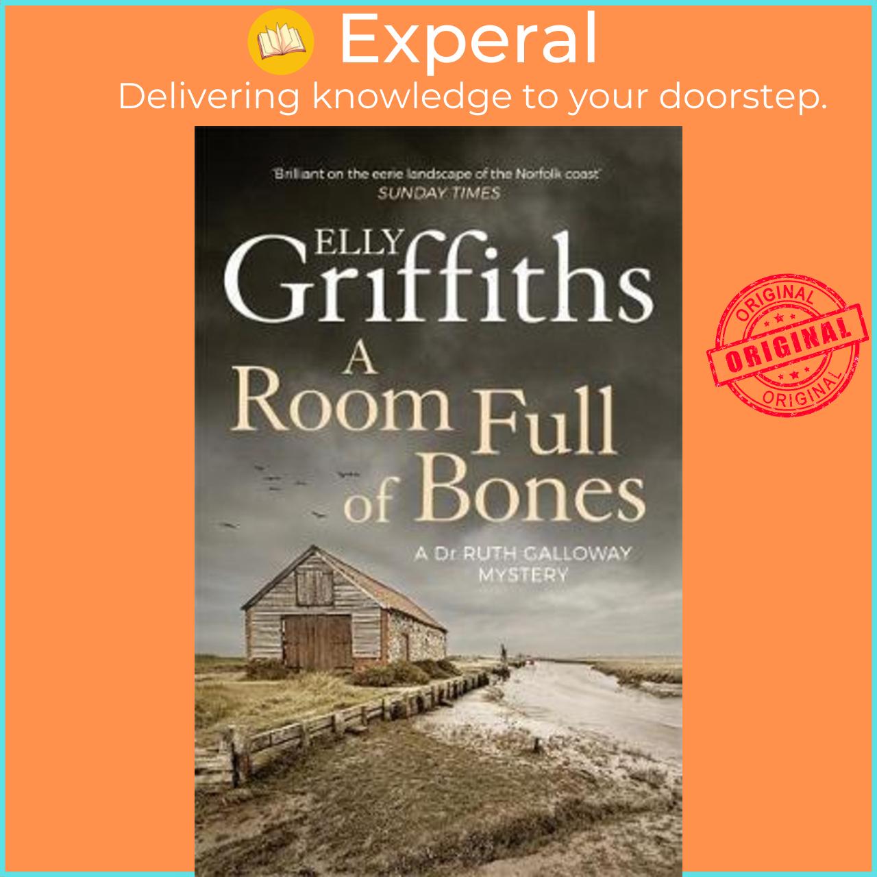 Sách - A Room Full of Bones : The Dr Ruth Galloway Mysteries 4 by Elly Griffiths (UK edition, paperback)