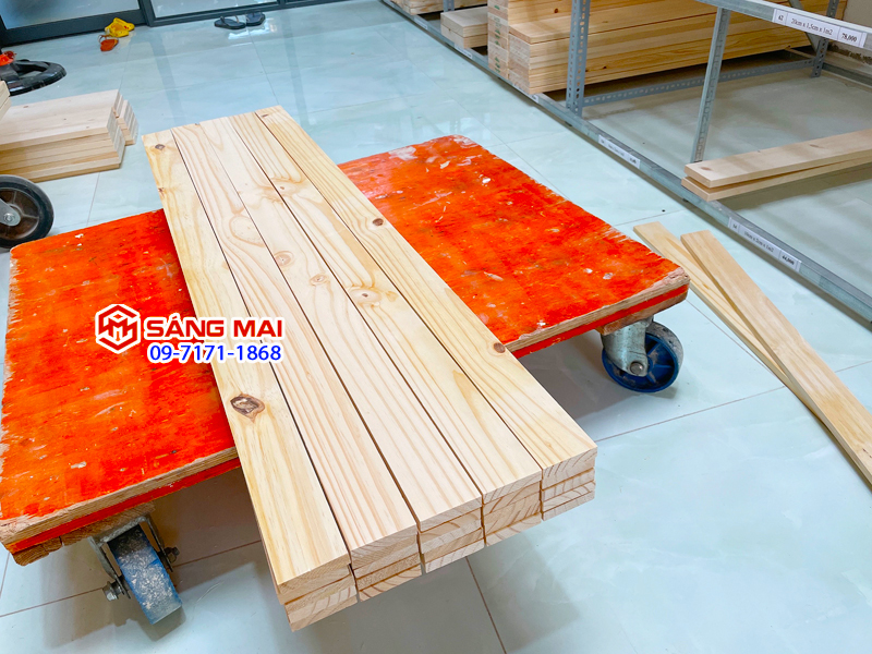 Thanh gỗ thông 1cm x 5cm x dài 120cm + láng mịn 4 mặt