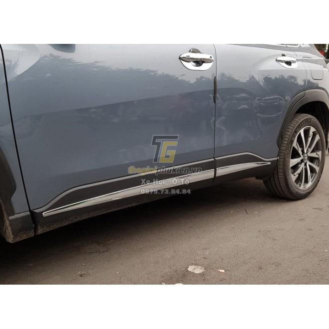 Bộ ốp sườn, nẹp sườn Toyota Corolla Cross mạ Crom cao cấp