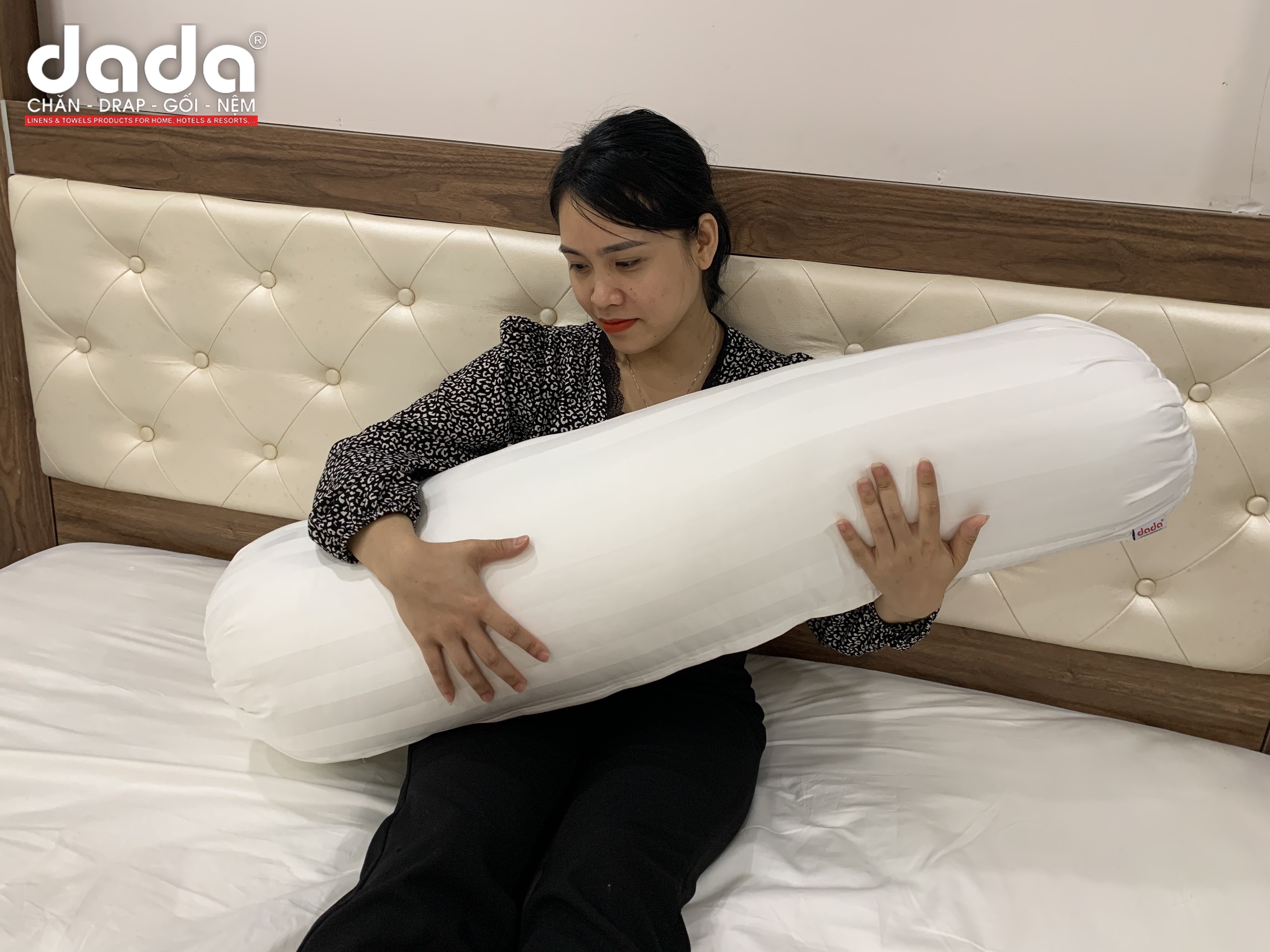 Vỏ Gối Ôm Khách Sạn 5 Sao DADA - Chất Liệu 100%Cotton Mềm Mịn Mát - Size 80x100cm