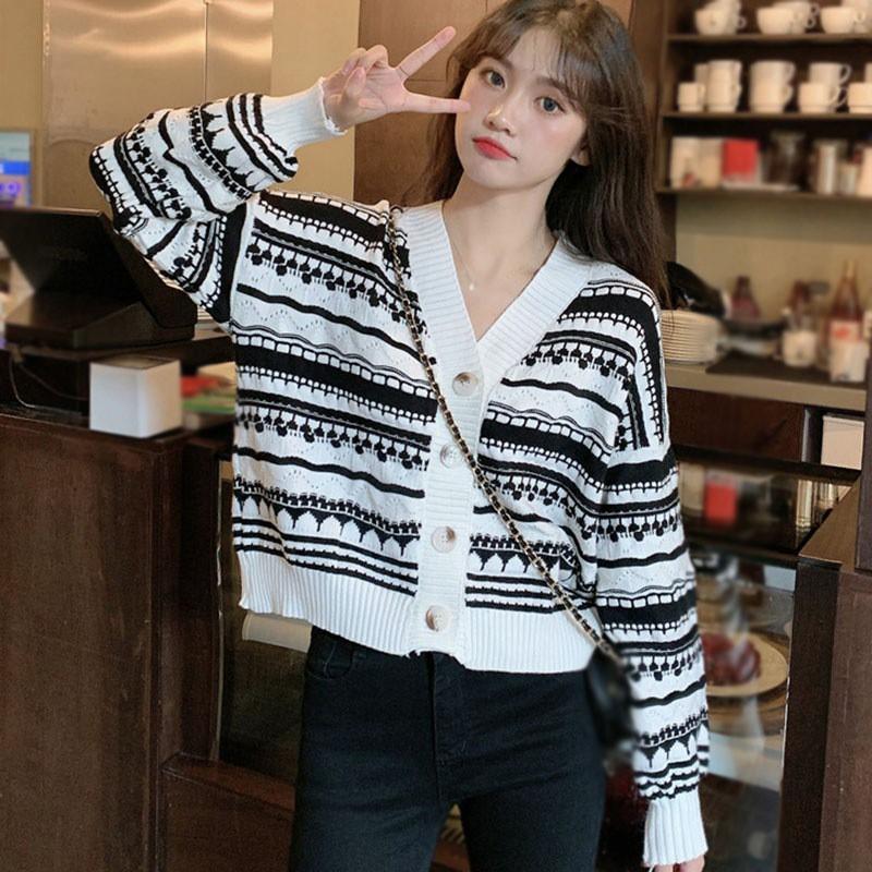 Áo Khoác Cardigan Dệt Kim Hoạ Tiết Kẻ Sọc Thiết Kế Cổ Chữ V Nữ Tính