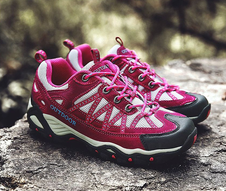 Giày Thể Thao Nữ