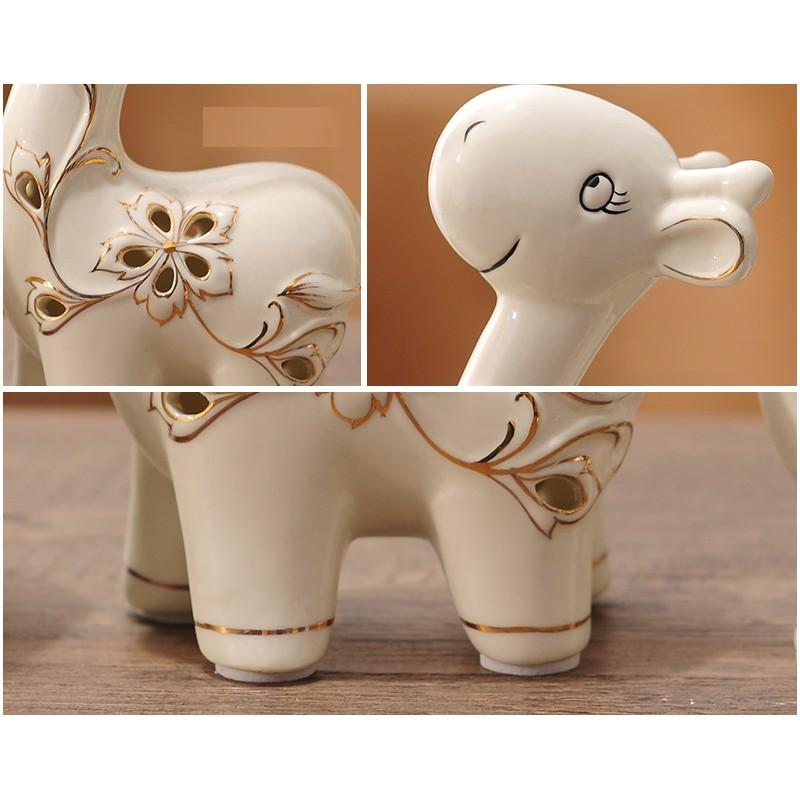 Bộ gia đình Huơu trang trí bằng gôm sứ