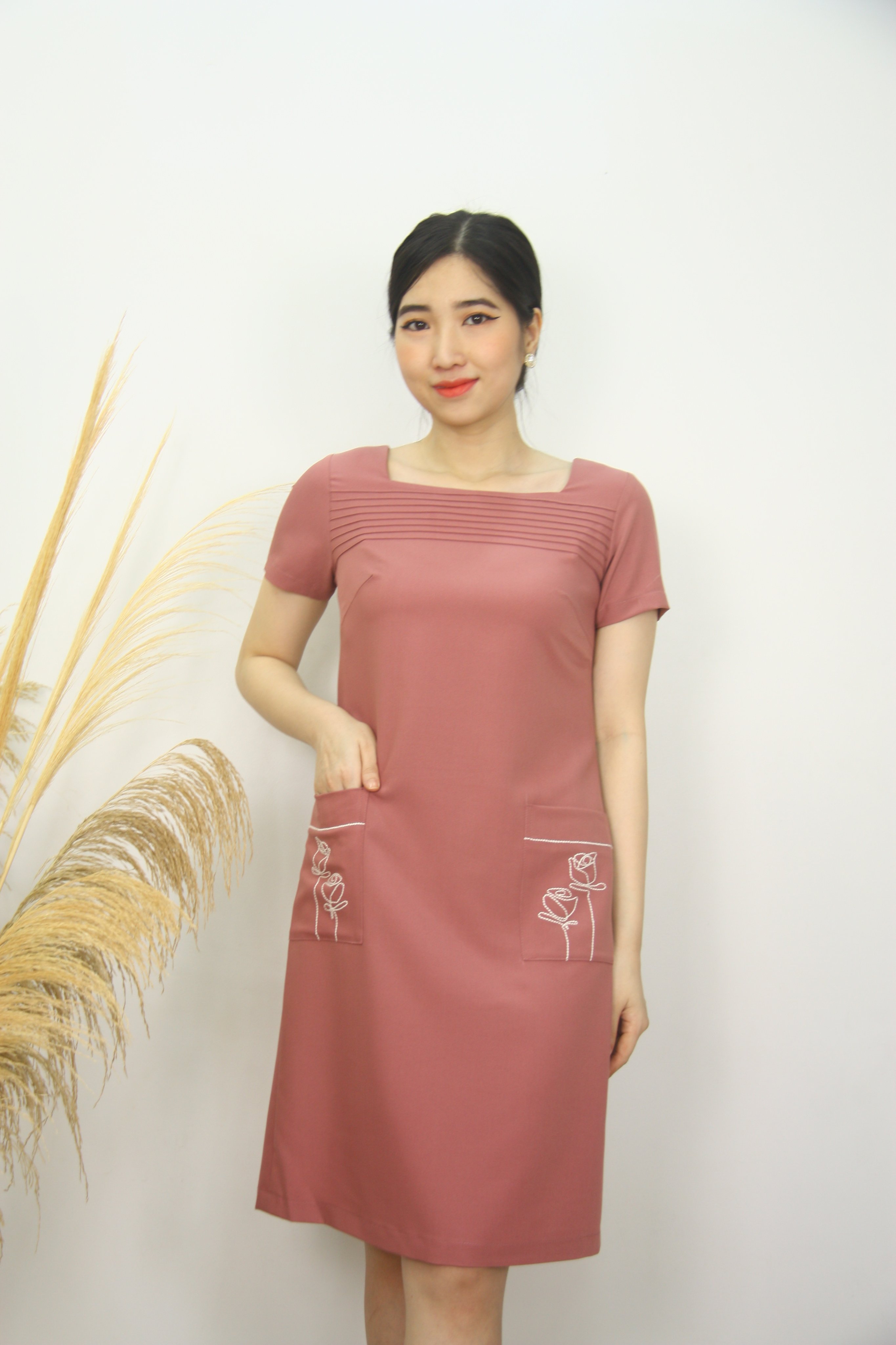 Đầm công sở dáng suông - Đầm công sở TIFALU 914D
