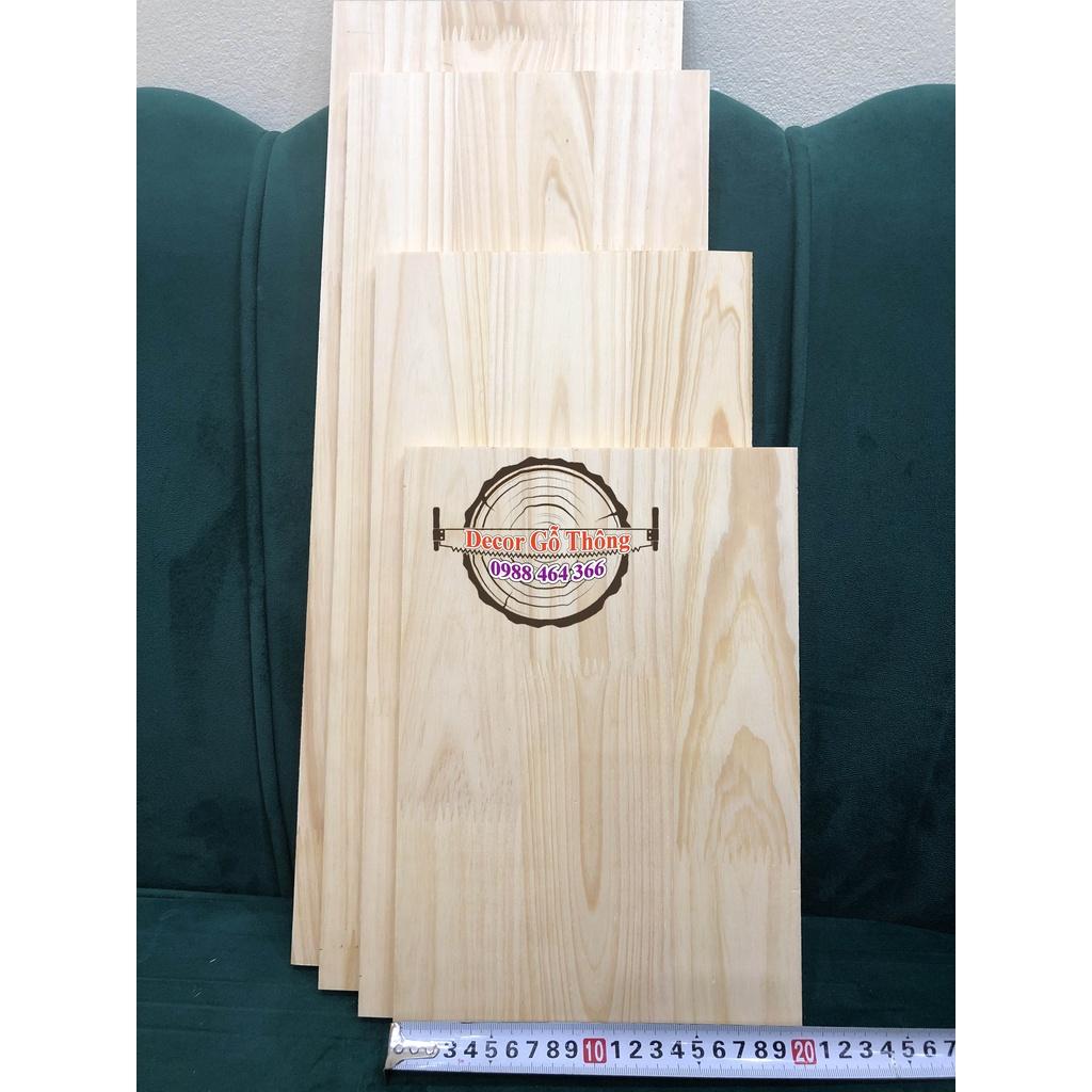 Gỗ thông tấm 20x40cm dày đẹp bào mịn