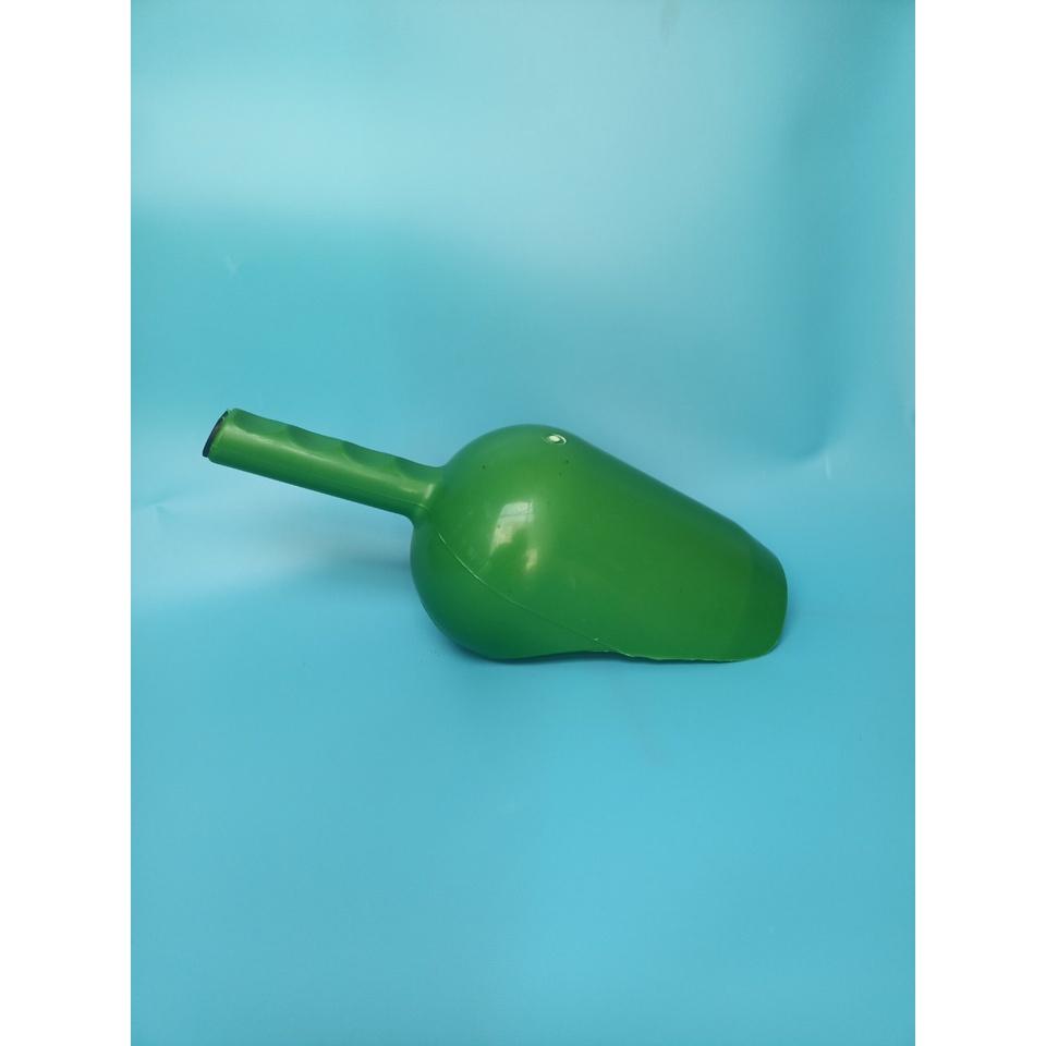 Vá nhựa, ca nhựa, gáo nhựa xúc cám chuyên dụng 1.5kg