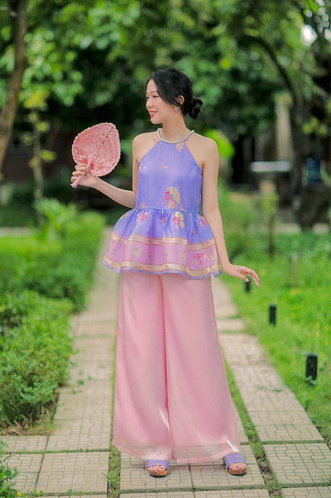 Sumire Store Áo yếm xòe organza Hoa Niên Ca - Tím