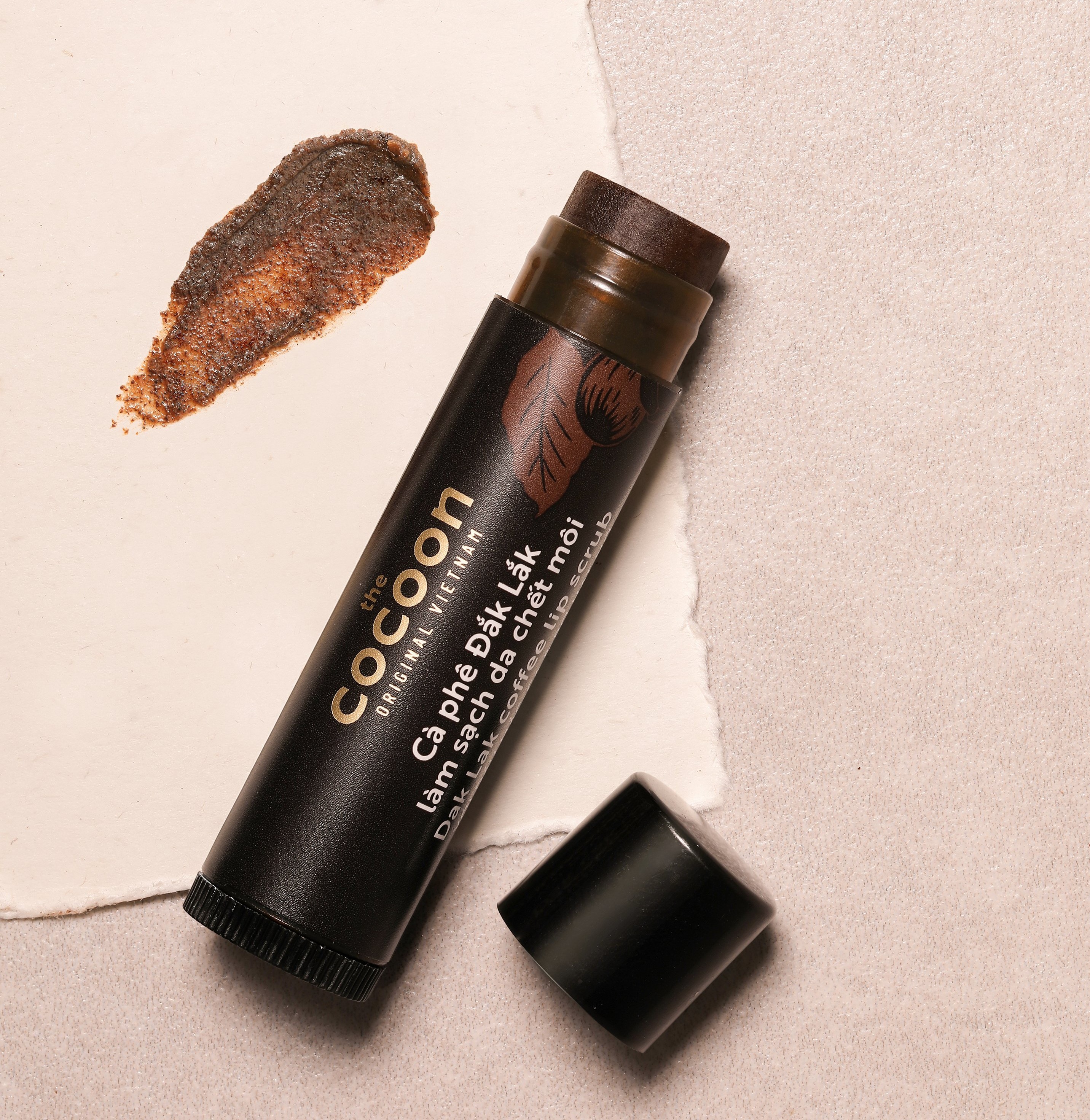 Tẩy Tế Bào Chết Môi COCOON Cà Phê Đắk Lắk chống thâm môi - COCOON Dak Lak Coffee Lip Scrub 5G