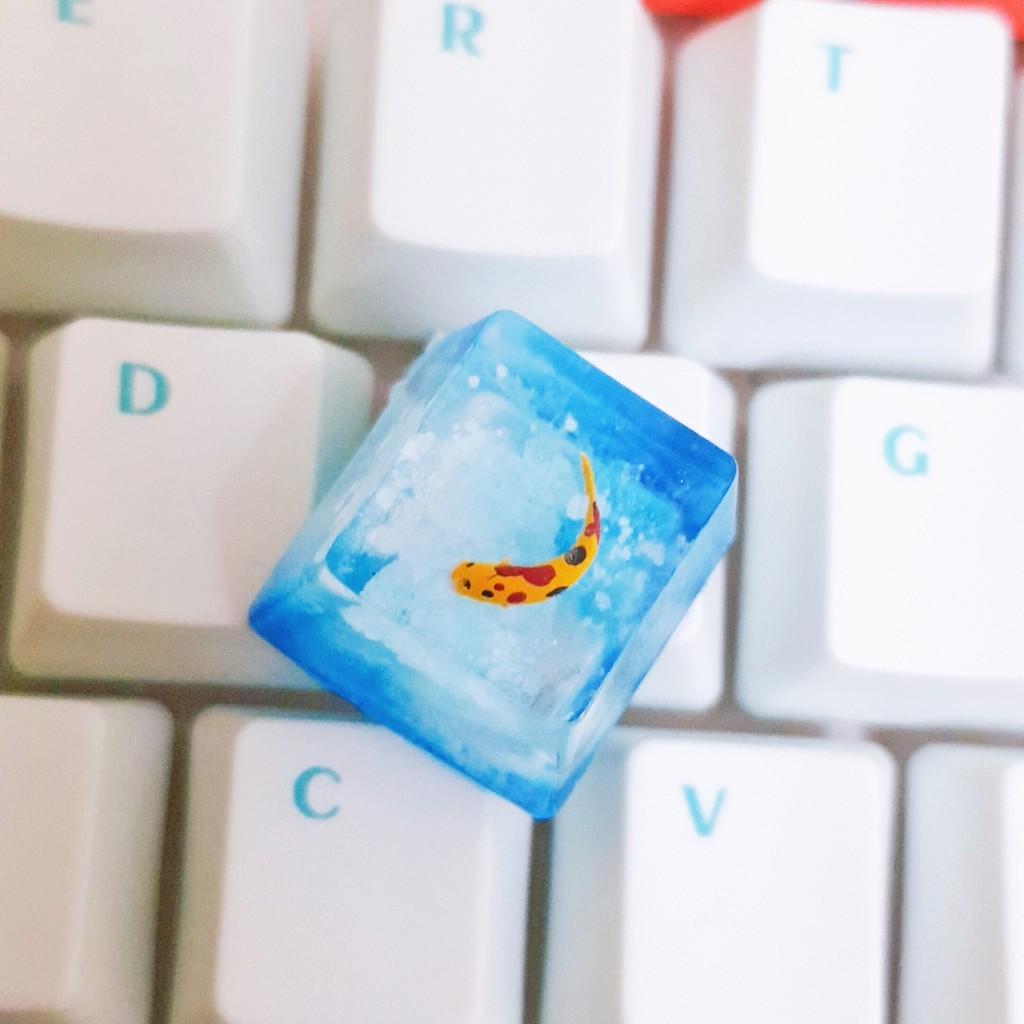 Nút Keycap profile hàng R4 Resin - Nút bàn phím cơ hình cá koi/Koi Keycap