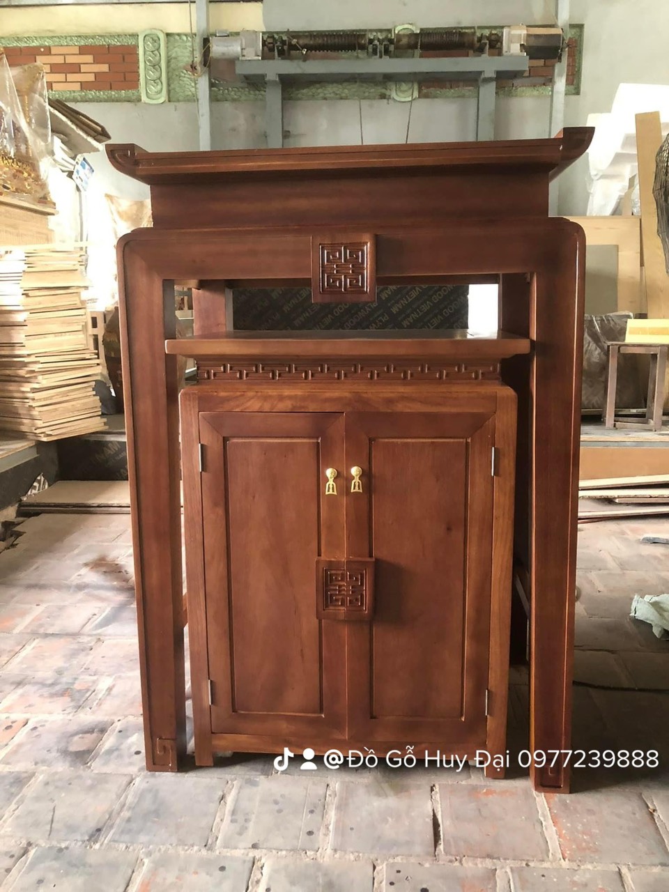 Bàn thờ gỗ sồi 117cm