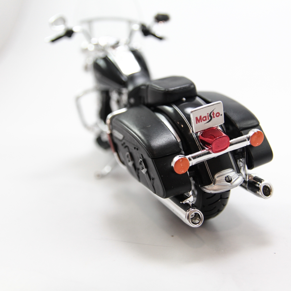 Mô Hình Xe Harley Davidson 2013 FLHRC Road King Classic Black 1:12 Maisto MH - 32322