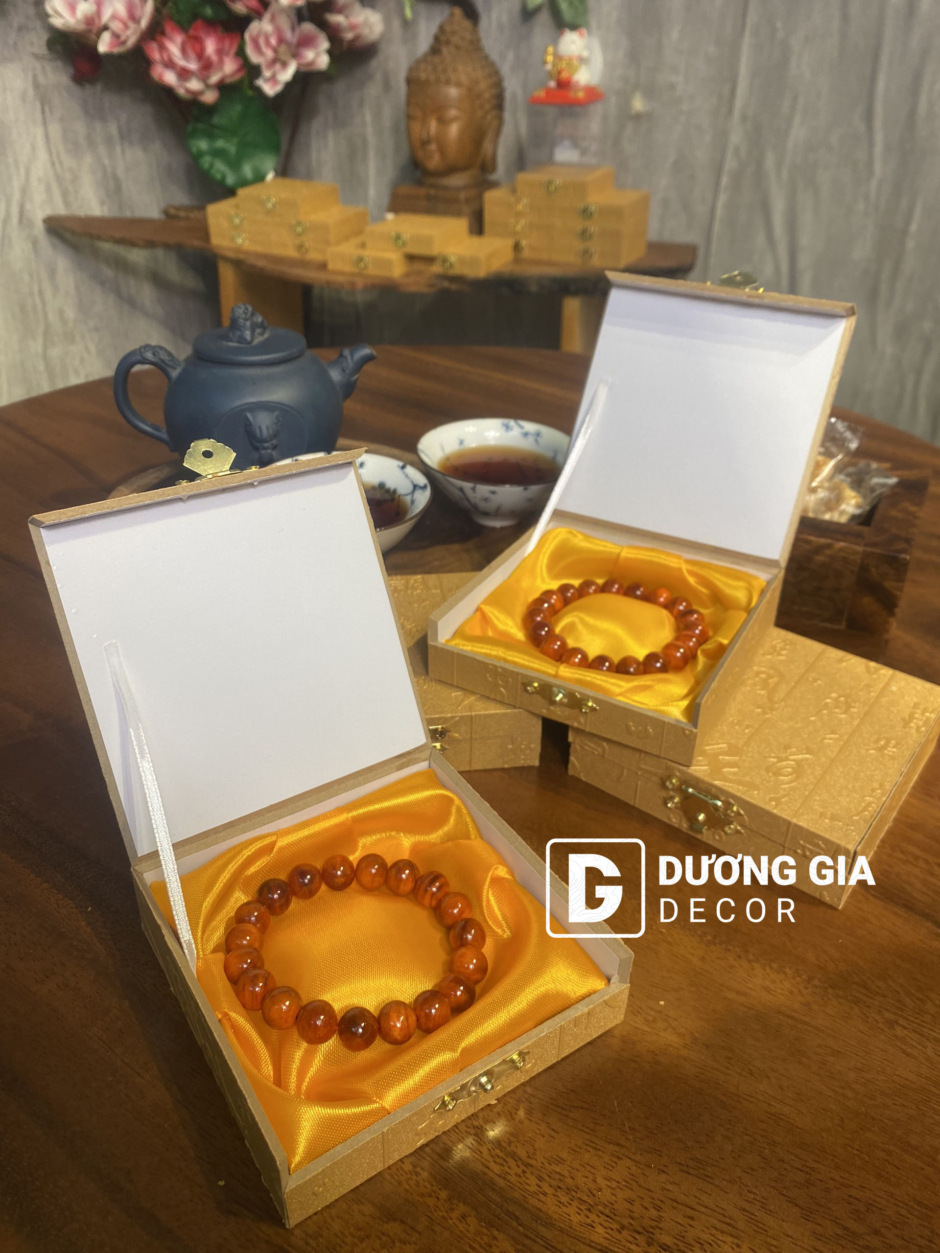 Vòng tay gỗ Huyết Long 10mm giá tận xưởng đã gồm hộp giấy tặng kèm viên rời không, cam kết chất lượng