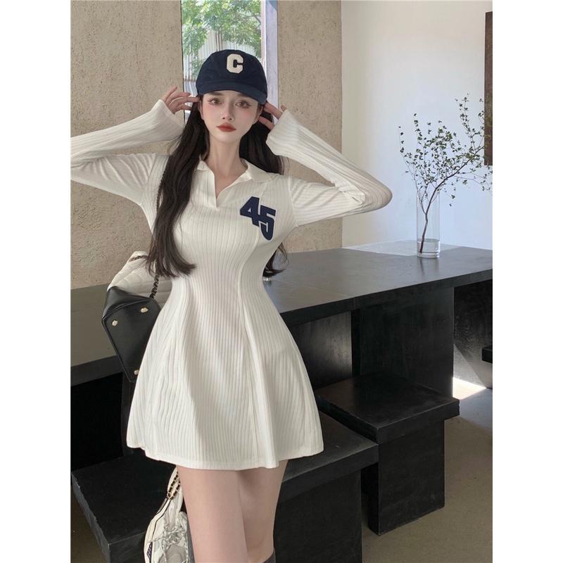 Đầm polo body nữ dài tay cổ bẻ trơn thêu số 45 Q068