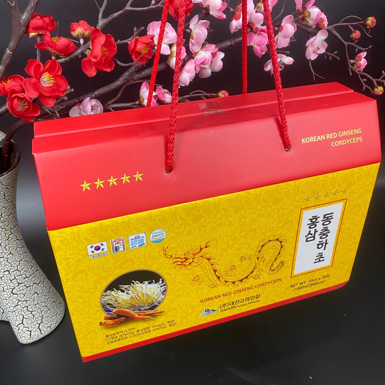 Nước hồng sâm kết hợp đông trùng hạ thảo Daesan Hàn Quốc