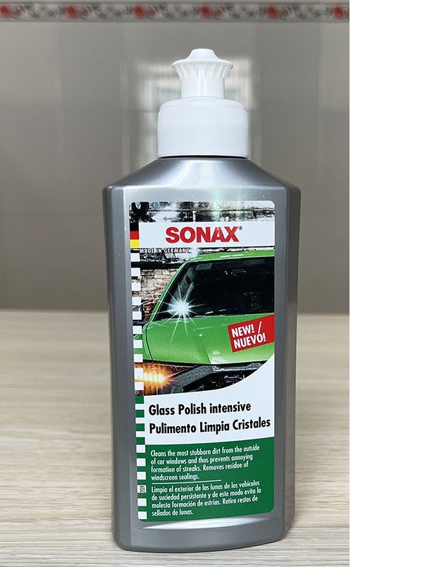 Làm sạch kính chuyên sâu Sonax Glass Polish intensive 337100 250ml | Hibuddy