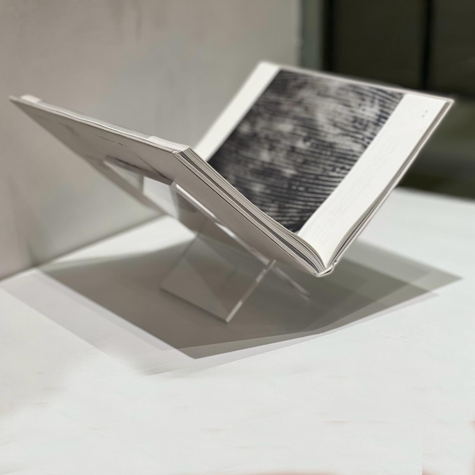 Acrylic Book Reading Holder for Desk Display Storage Shelf Open Book Stand