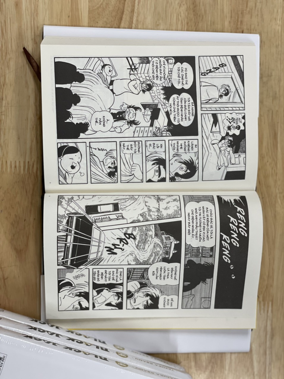 [Combo 14 tập+2 tấm poster kèm ống gỗ vận chuyển+boxset] BLACK JACK từ tập 1 tới tập 14 - Tezuka Osamu - Bình Book