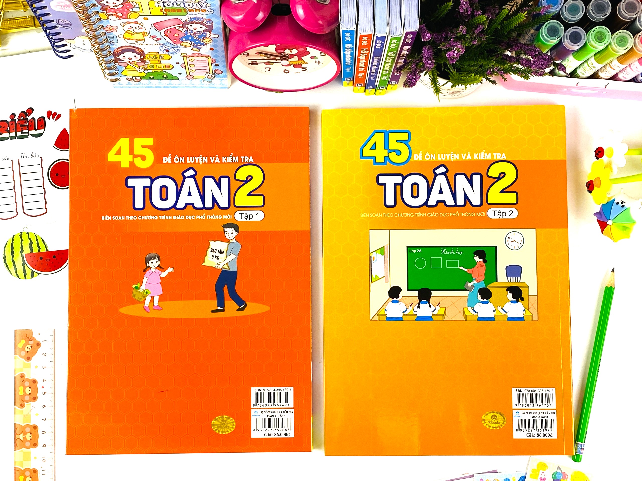 Sách - 45 Đề Ôn Luyện Và Kiểm Tra Toán 2  - Biên Soạn Theo Chương Trình Giáo Dục Phổ Thông Mới - ndbooks