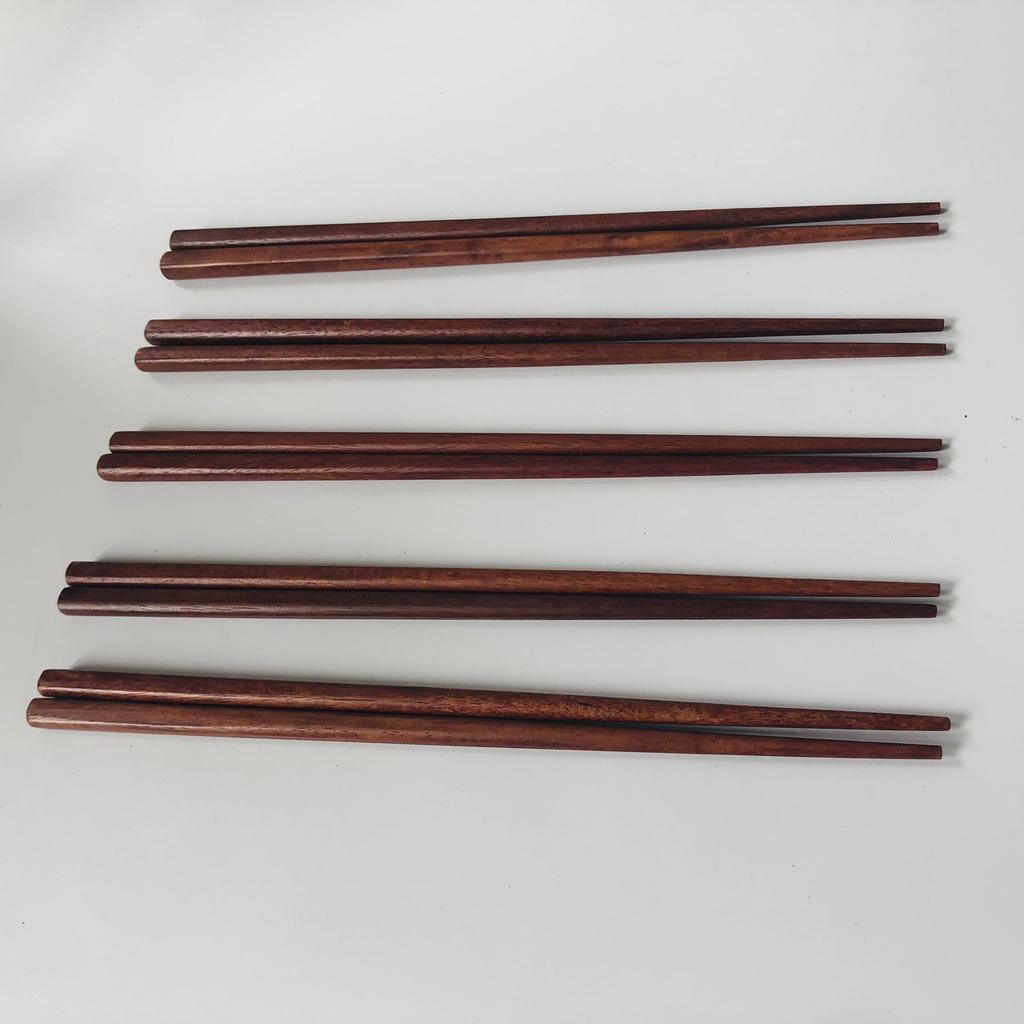 Đũa Gỗ Đỏ 23cm Bền Đẹp, Đũa Ăn Cơm An Toàn Cho Sức Khỏe, Phụ Kiện Nhà Bếp