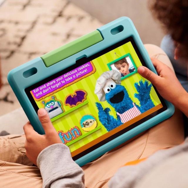 Máy tính bảng 10.1 inch 32GB Fire HD 10 Kids Edition Tablet Nhập Mỹ