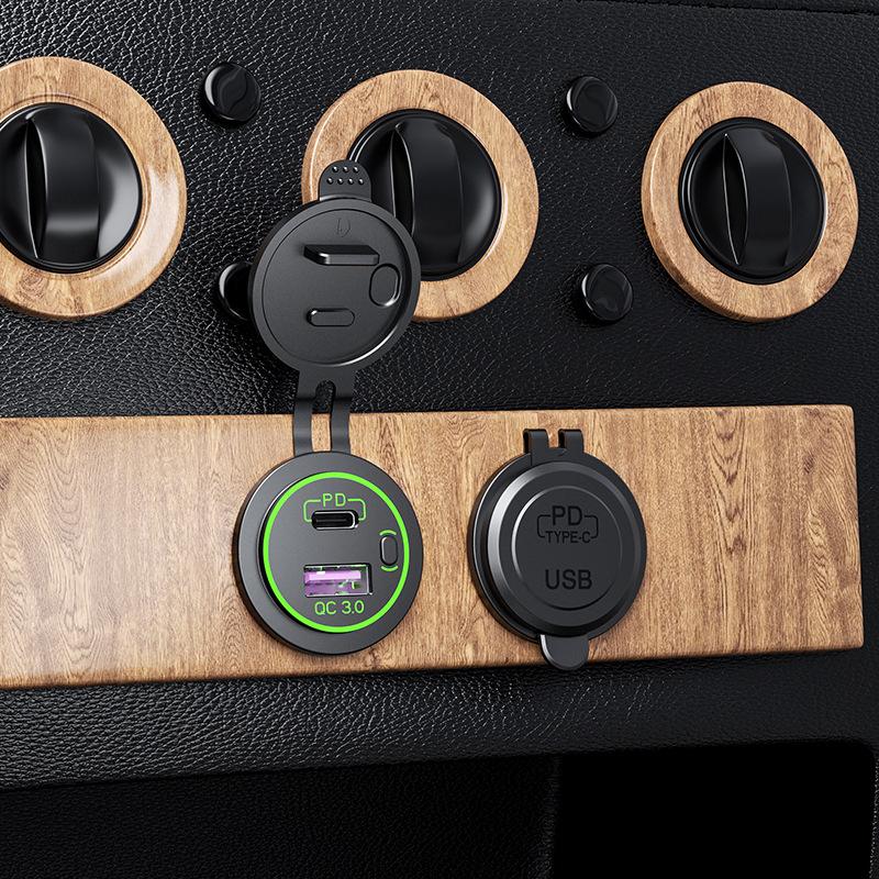 PD loại C/QC 3.0 Bộ sạc xe hơi USB với công tắc ổ cắm điện