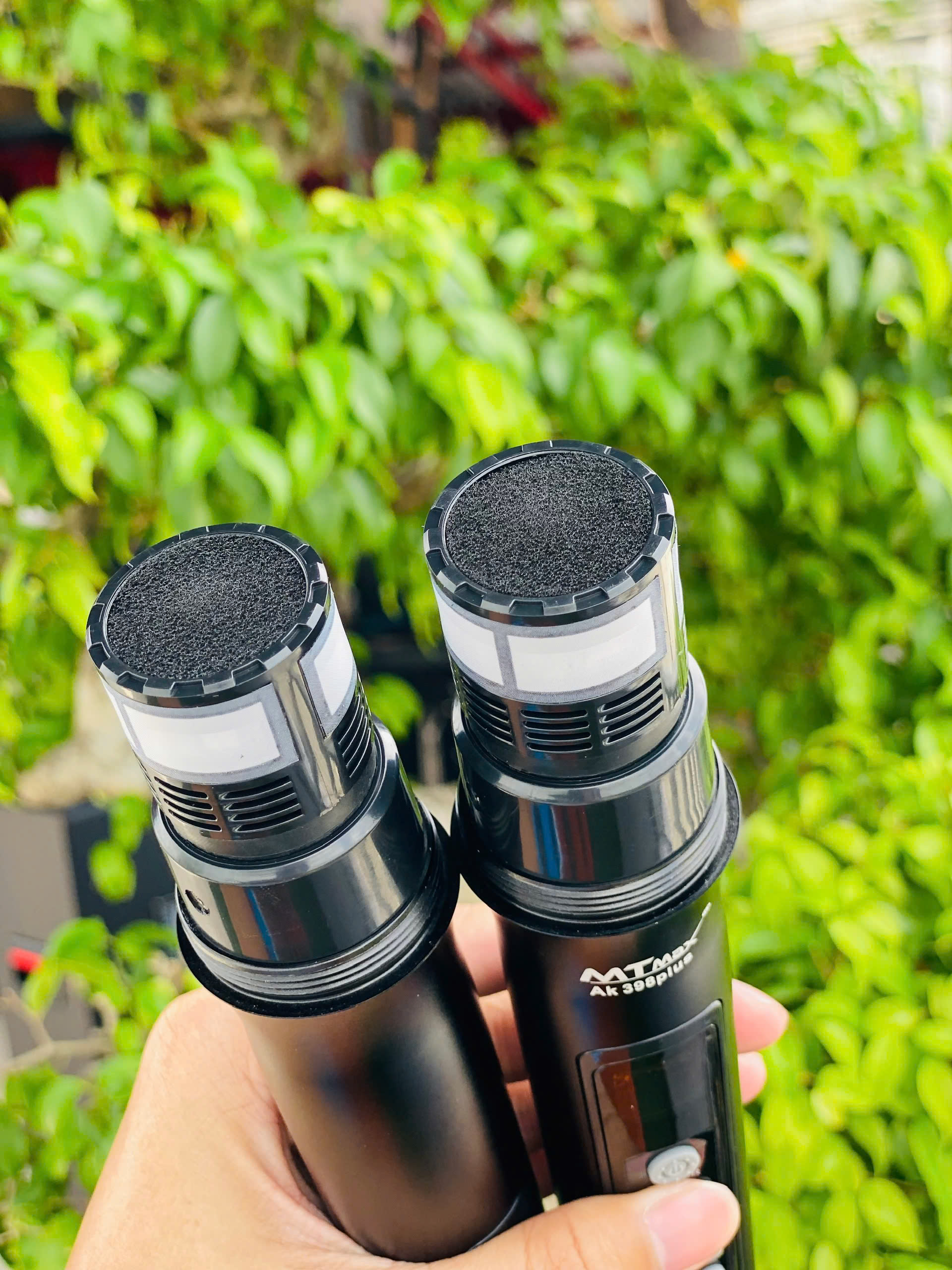 MICRO KHÔNG DÂY ĐA NĂNG CAO CẤP MTMAX AK398 PLUS - BẮT ÂM CỰC NHẠY, HÚT ÂM TỐT TẶNG KÈM GIÁ ĐỠ ĐIỆN THOẠI, HÀNG CHÍNH HÃNG