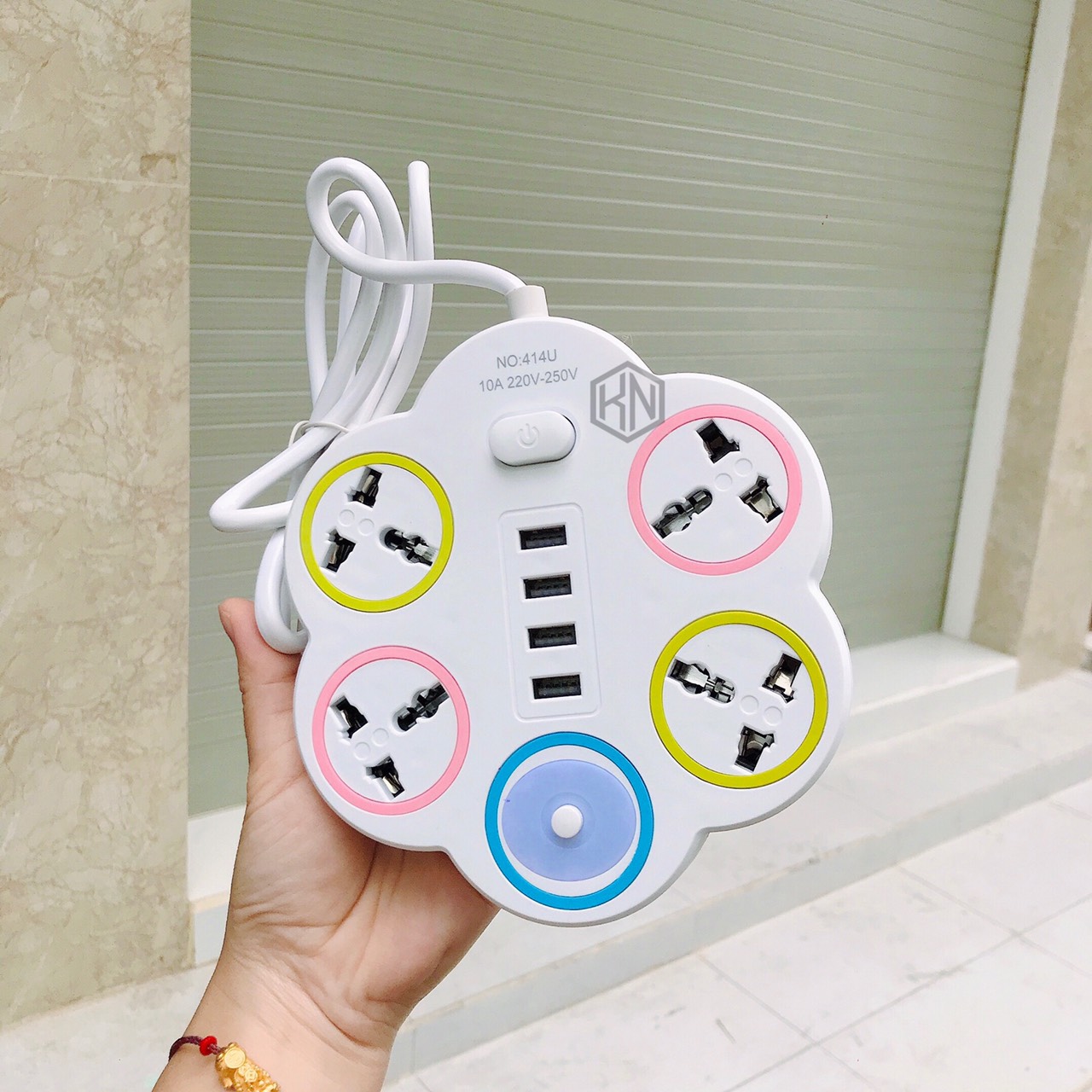 Ổ ĐIỆN ĐA NĂNG HÌNH HOA 4 CỔNG USB - HN