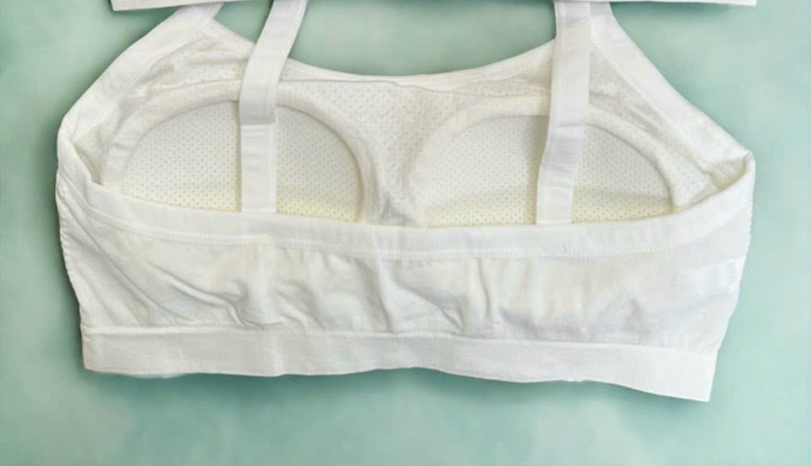 Áo Lá Học Sinh 1619 Cotton Mút May Liền Có Lỗ Thông Hơi