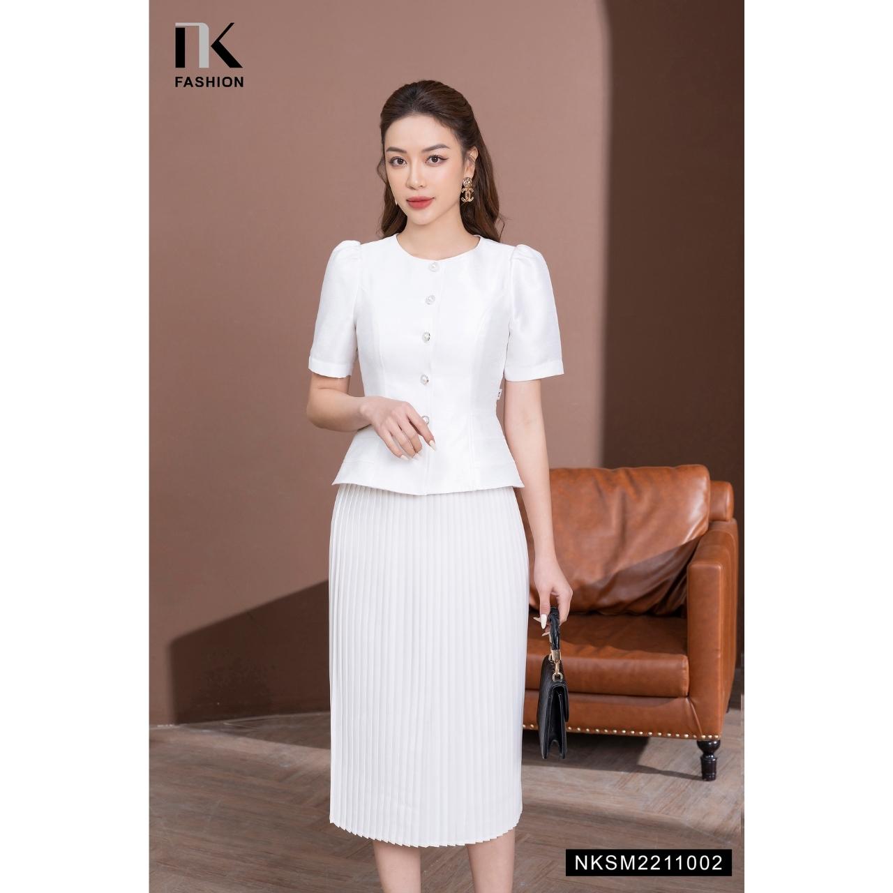 Áo Peplum NK Fashion Thiết Kế Tay Lỡ Chiết Eo Đính Cúc Ngọc Chất Vải Nhập Hàn Cao Cấp NKSM2211002