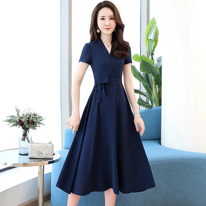 Đầm cổ V công sở quý phái