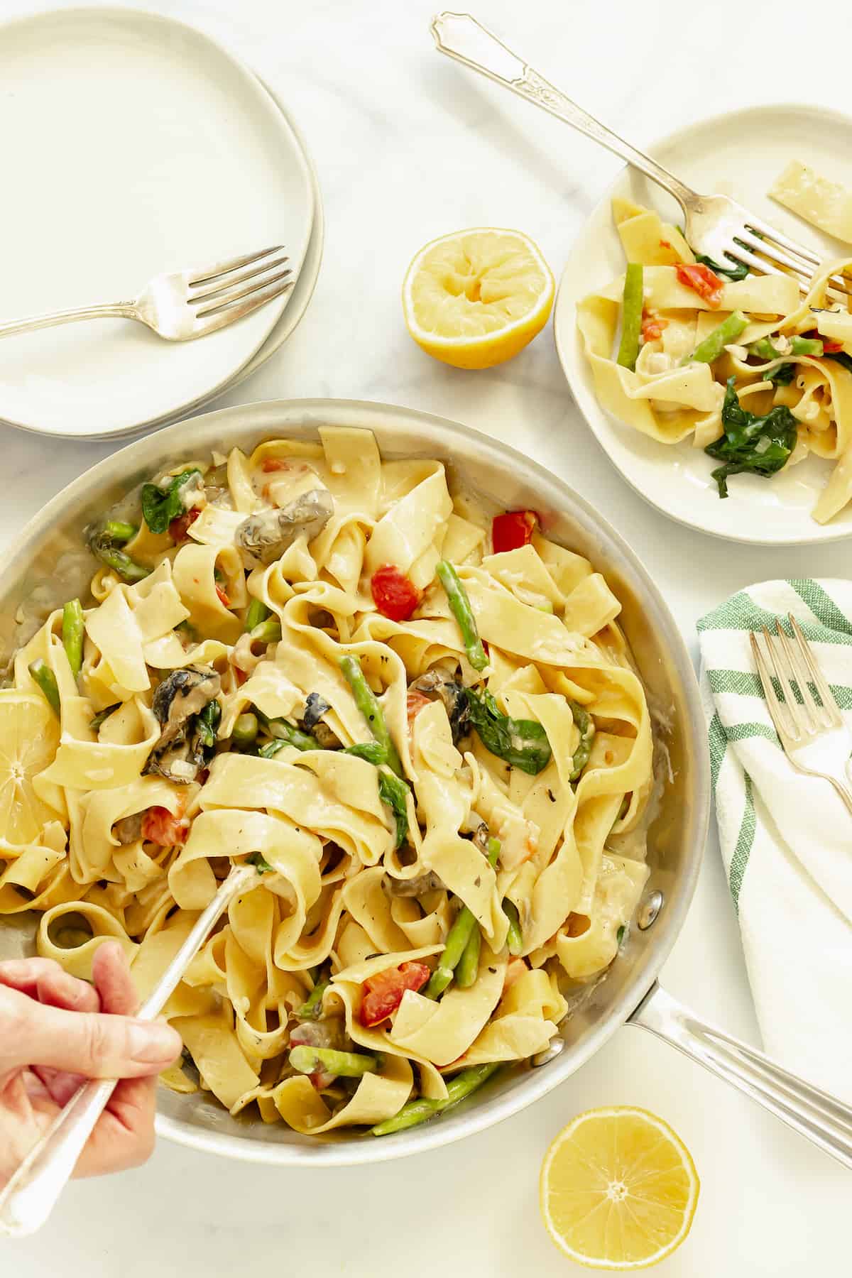 Mì Sợi Dẹt Bản Lớn Colavita Bronze Die Cut Pappardelle A Nido Pasta Nhập Khẩu Từ Ý
