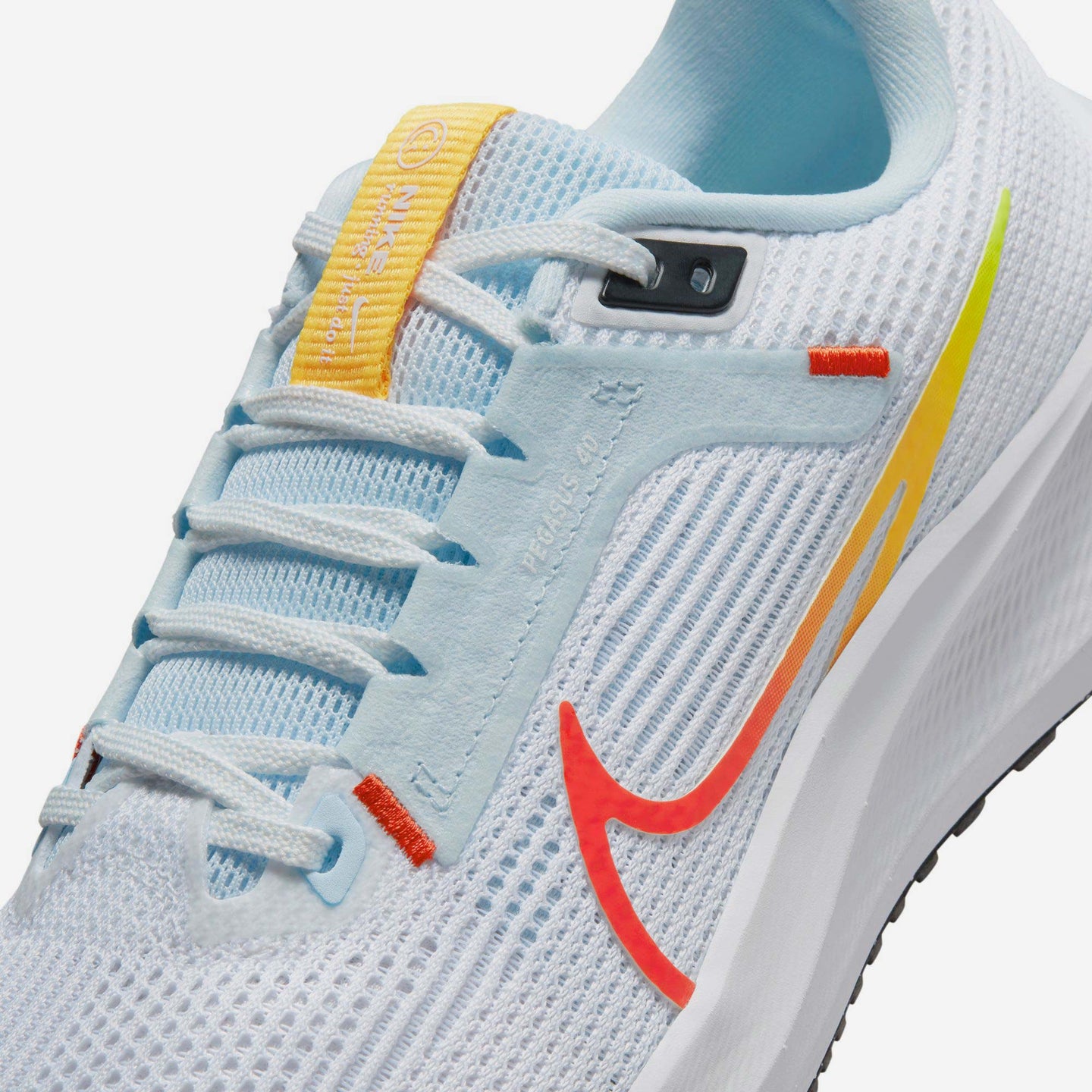 Giày chạy bộ Nữ NIKE W NIKE AIR ZOOM PEGASUS 40 DV3854